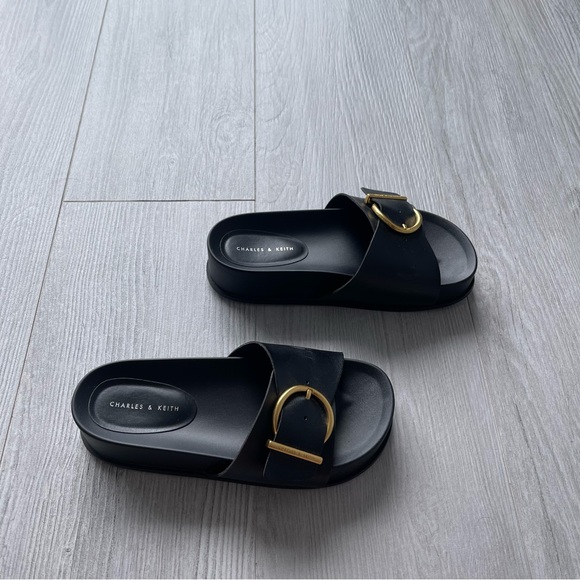 Platform sandals - Picture 3 of 7